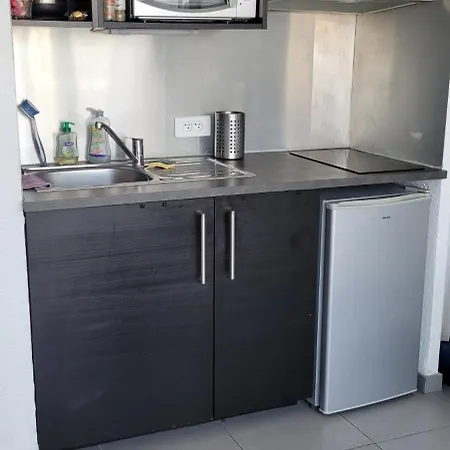 Parking Et Clim 100 M De La *