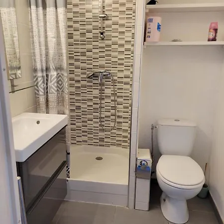 Parking Et Clim 100 M De La